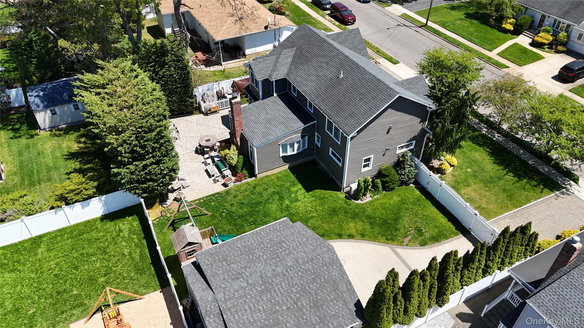 129 Commonwealth Avenue Property Photo 47