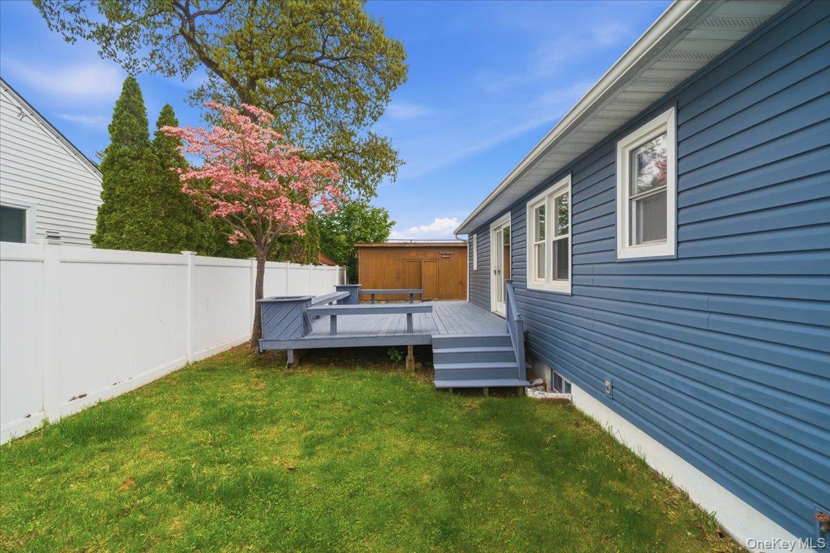 1871 Relyea Drive Property Photo 8