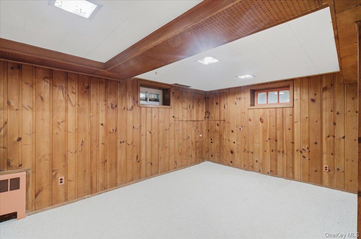 1871 Relyea Drive Property Photo 37