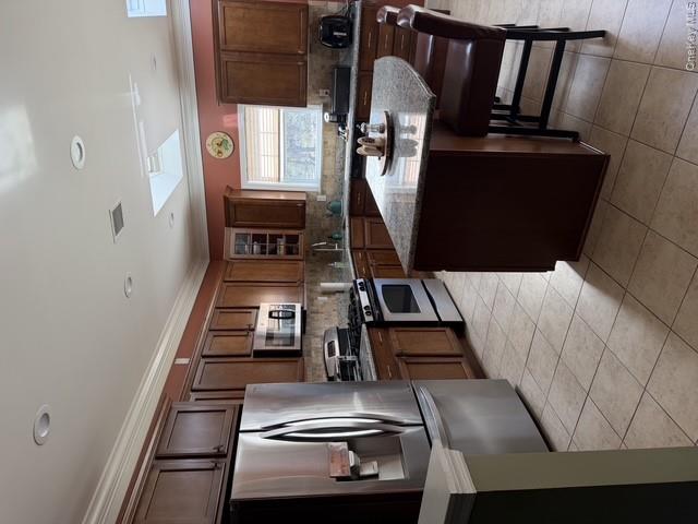 47 Stoneleigh Drive Property Photo 4