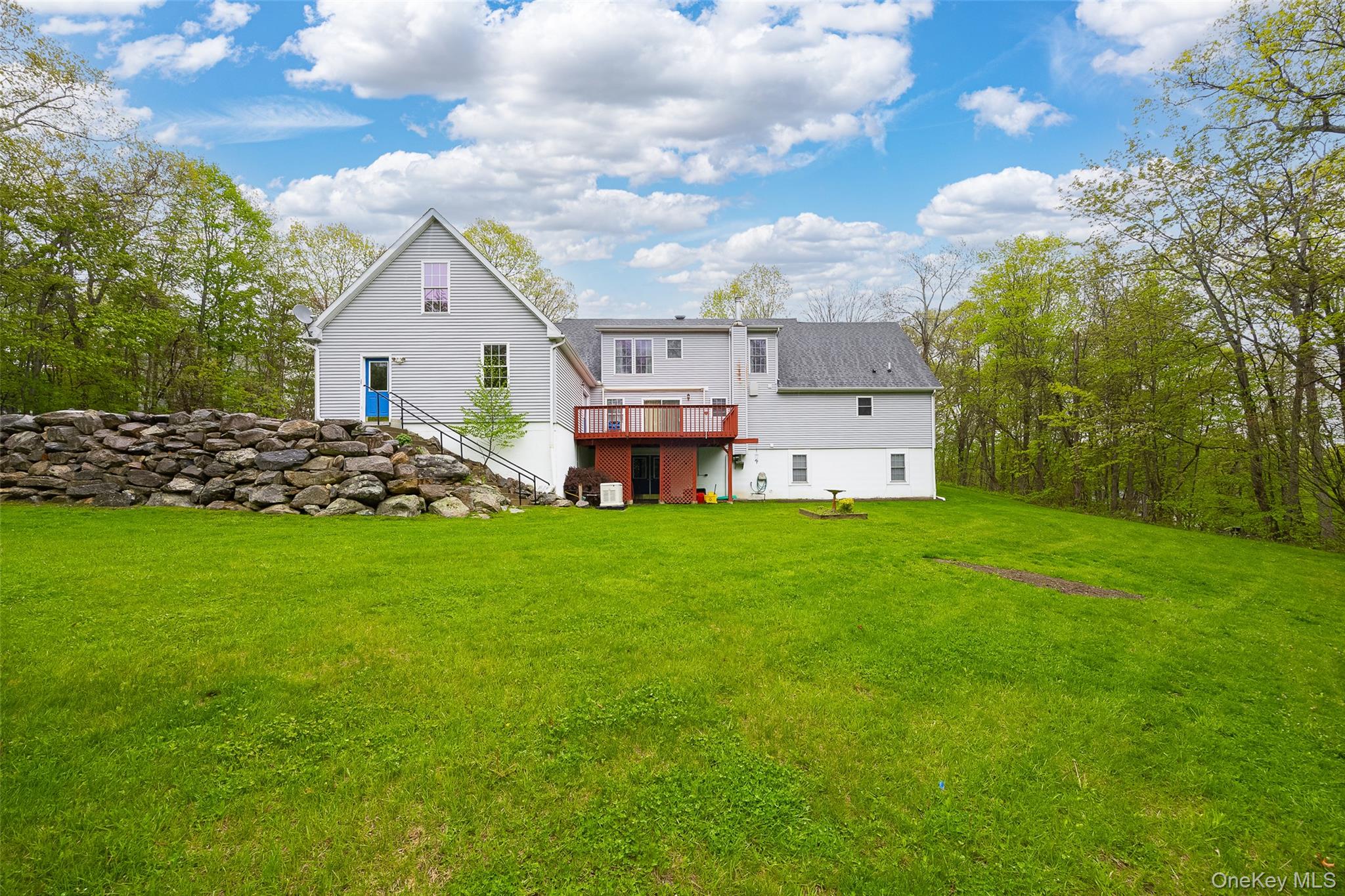 79 E Forest Trail Property Photo 6