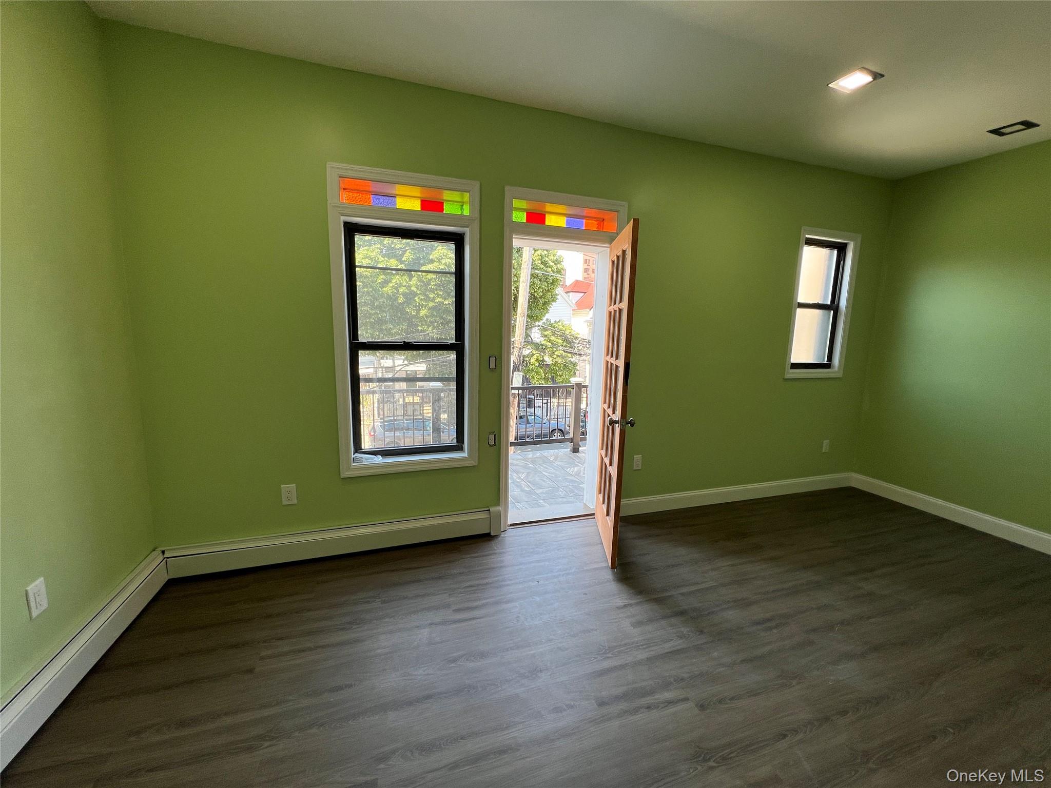 2854 Briggs Avenue Property Photo 25