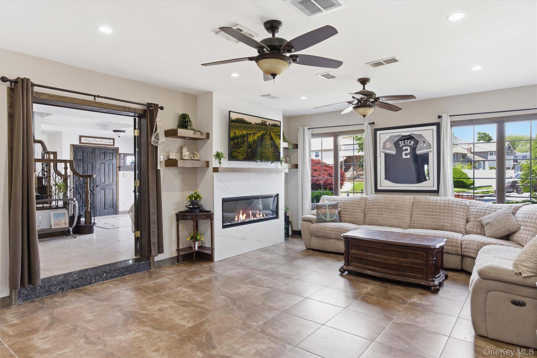 9 Avenue C Property Photo 15