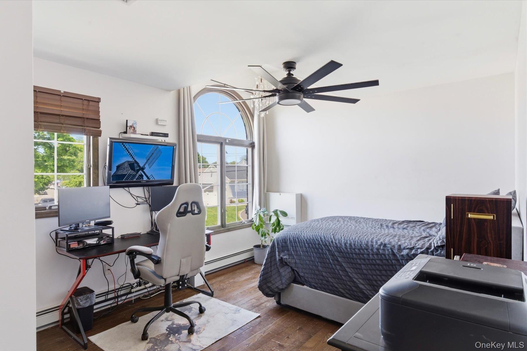9 Avenue C Property Photo 22