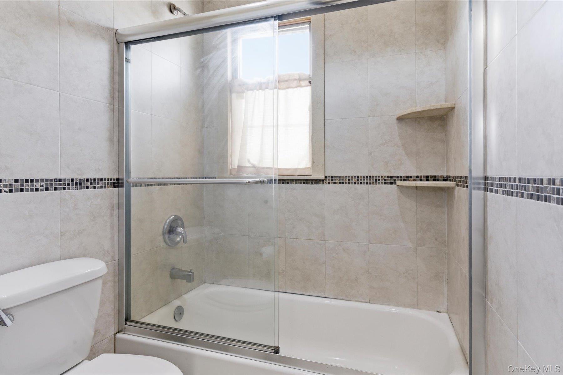 9 Avenue C Property Photo 29
