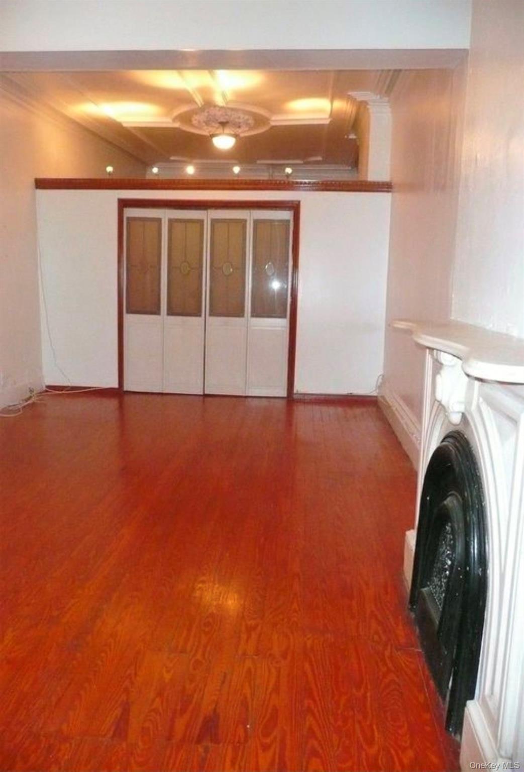 185 Bergen Street Property Photo 10
