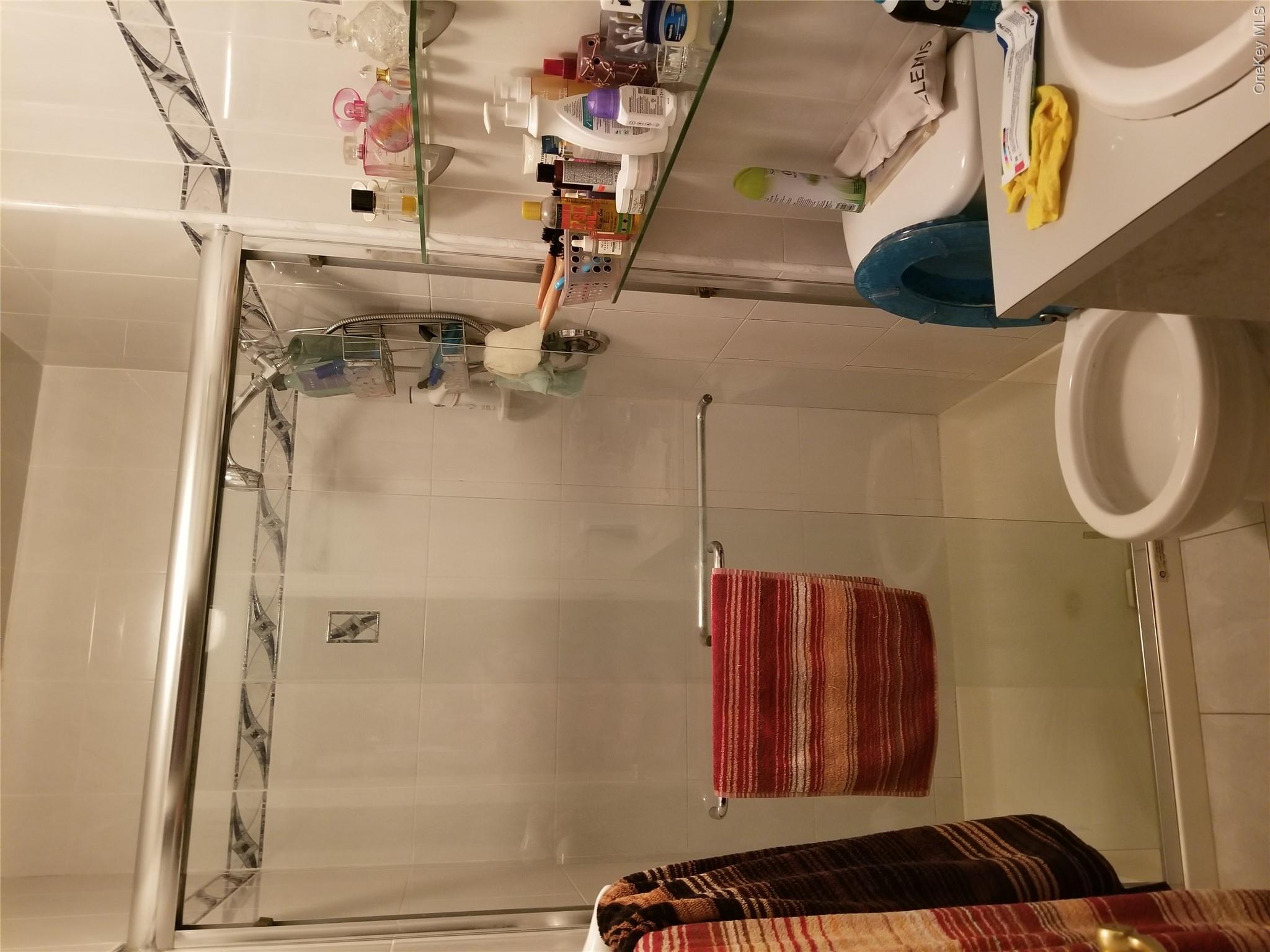 2012 Jerome Avenue 1a Property Photo 9