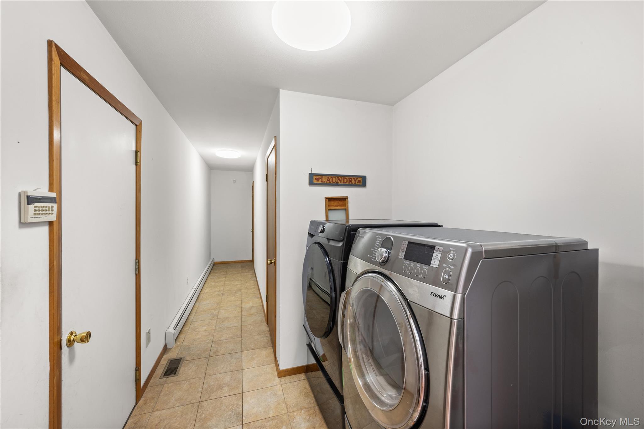 6 Cedar Street Property Photo 8