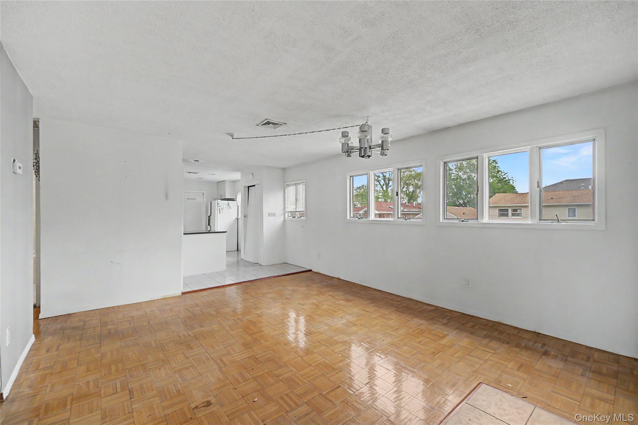 5854 256th Street Property Photo 12