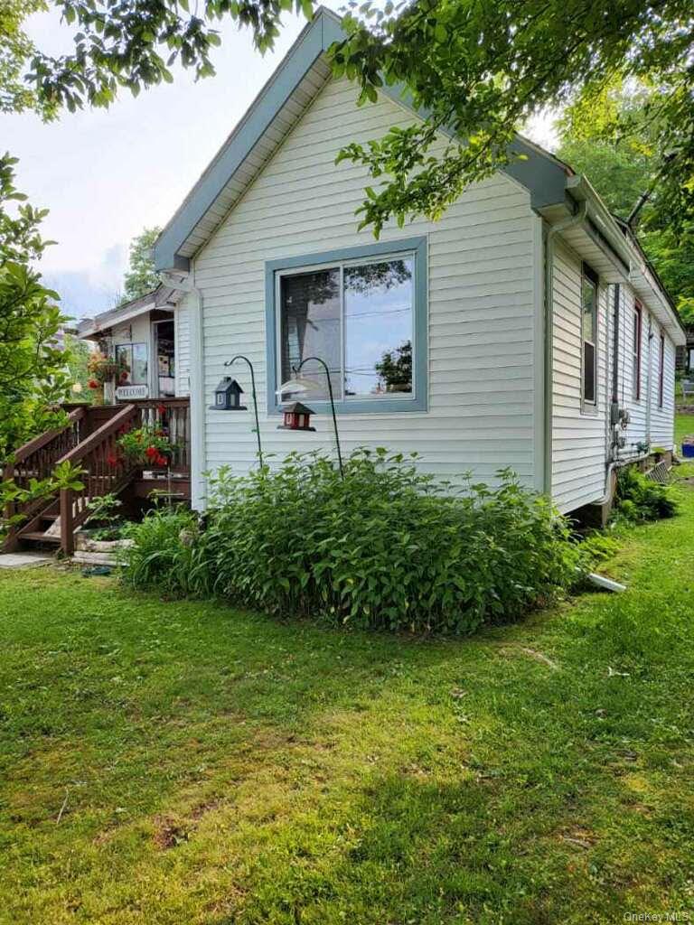 174 Rock Ridge Avenue Property Photo 2
