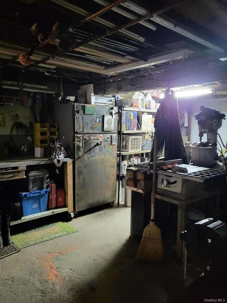 174 Rock Ridge Avenue Property Photo 10