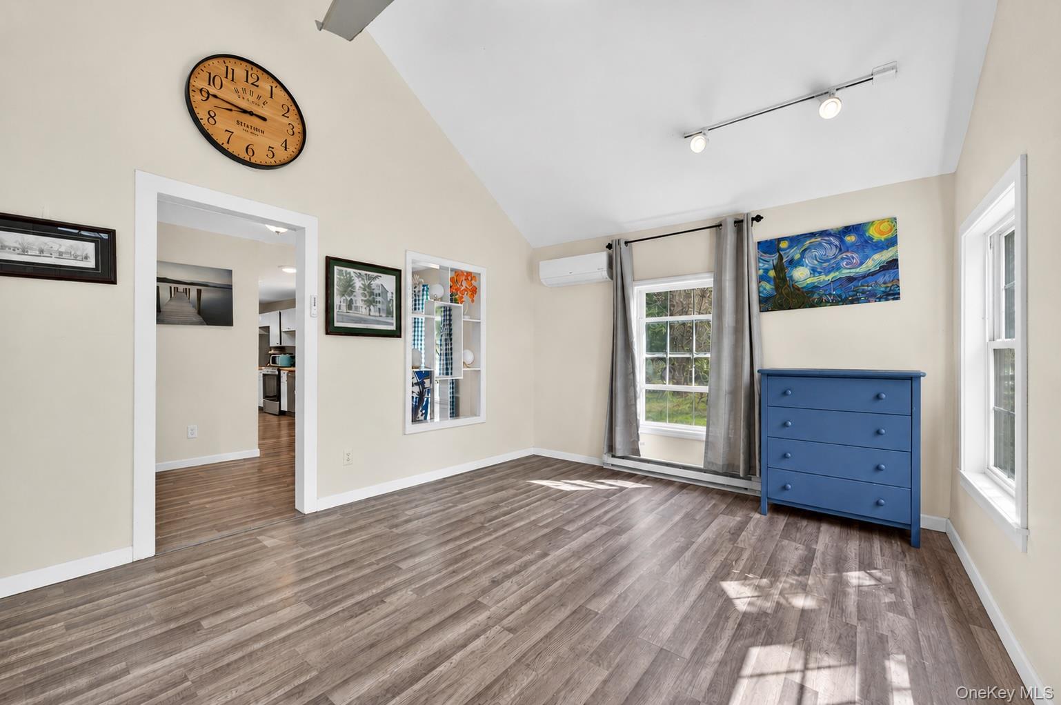 24 Avenue L Property Photo 6