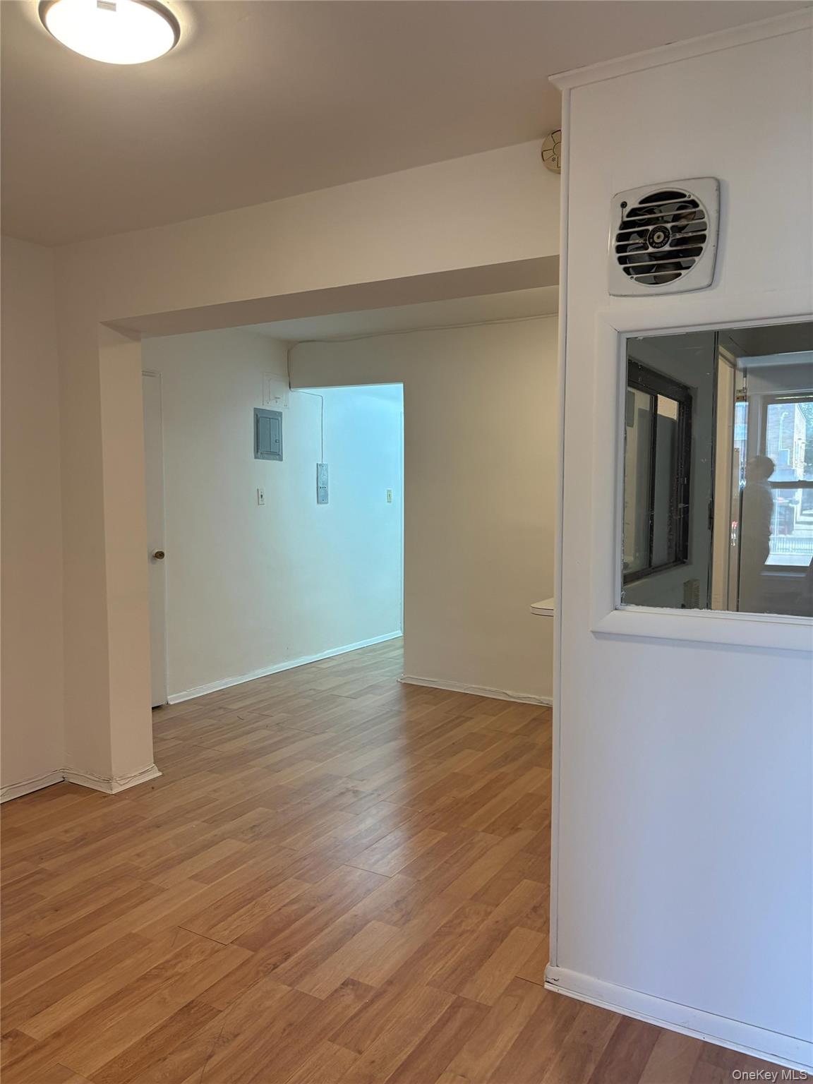 86-35 Queens Blvd 2g Property Photo 2