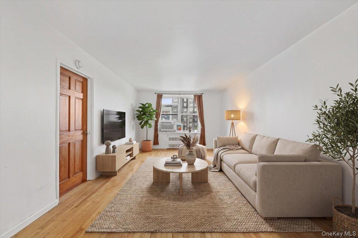 3176 Decatur Avenue 3a Property Photo 2