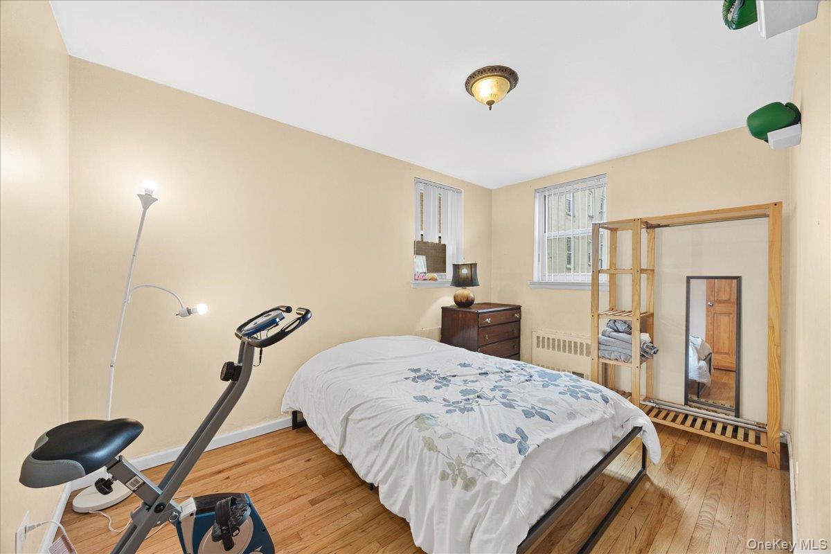 3176 Decatur Avenue 3a Property Photo 3