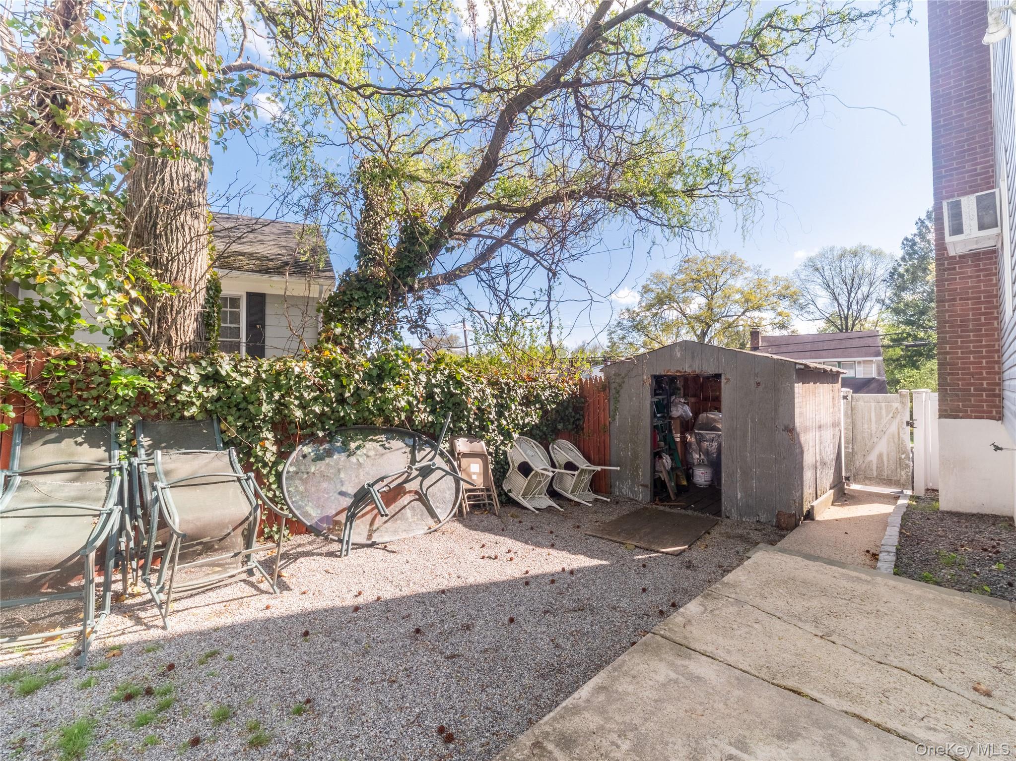 255 Glen Avenue Property Photo 16