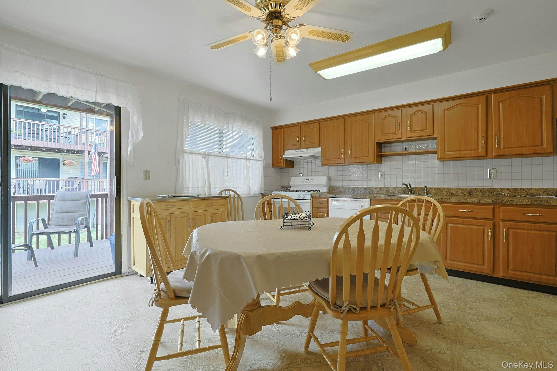 25 College Avenue 111 Property Photo 7