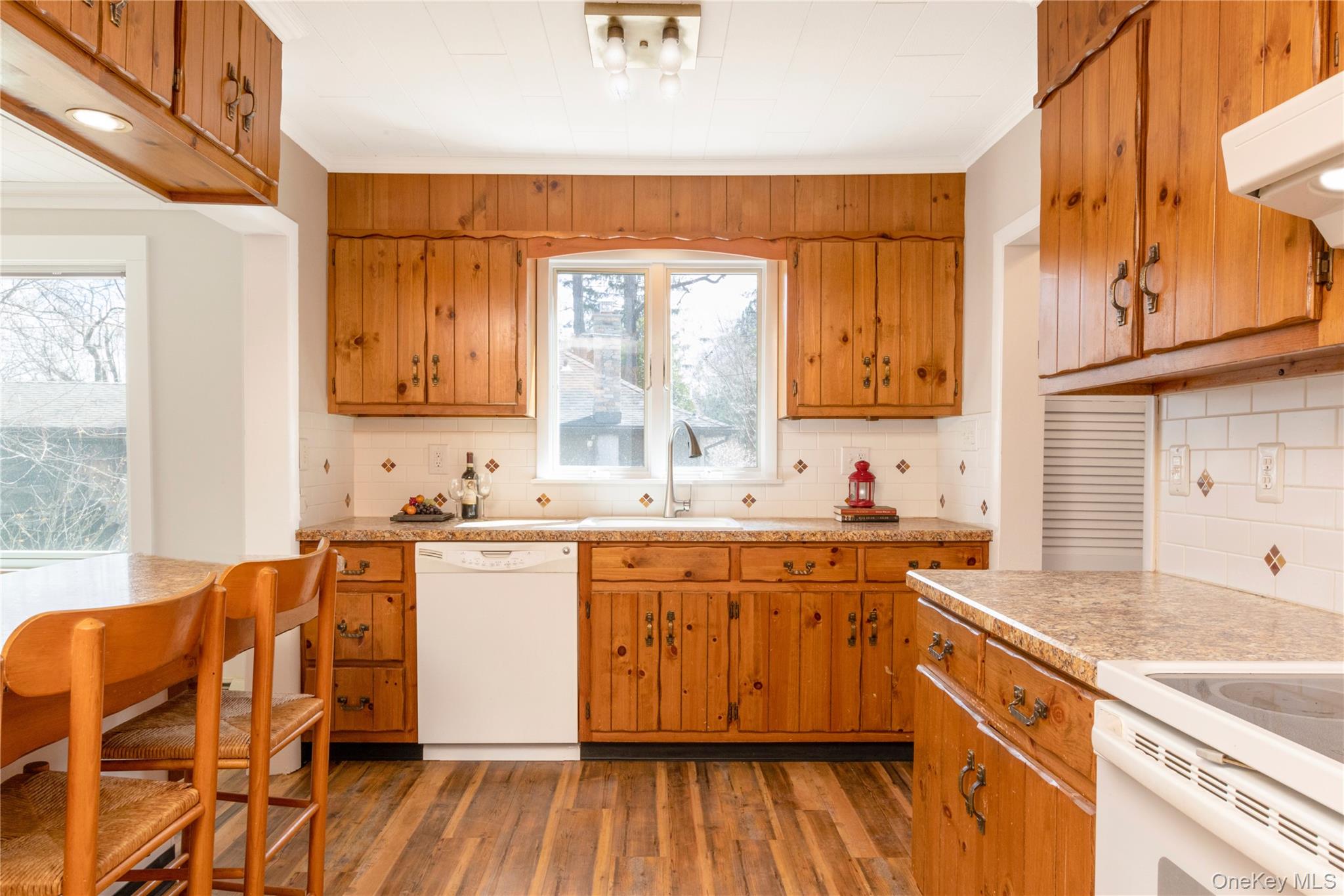 1232 Old Ford Circle Property Photo 4