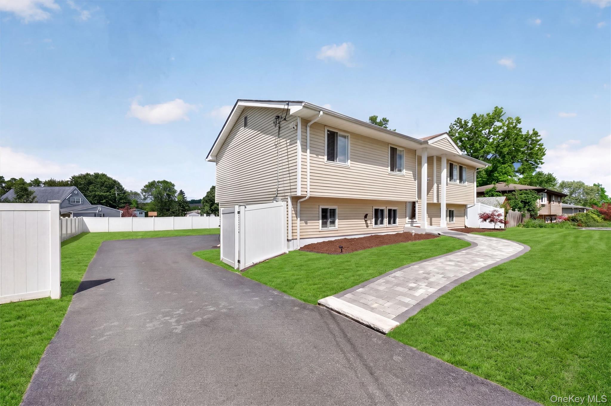 10 Tanglewood Drive Property Photo 3