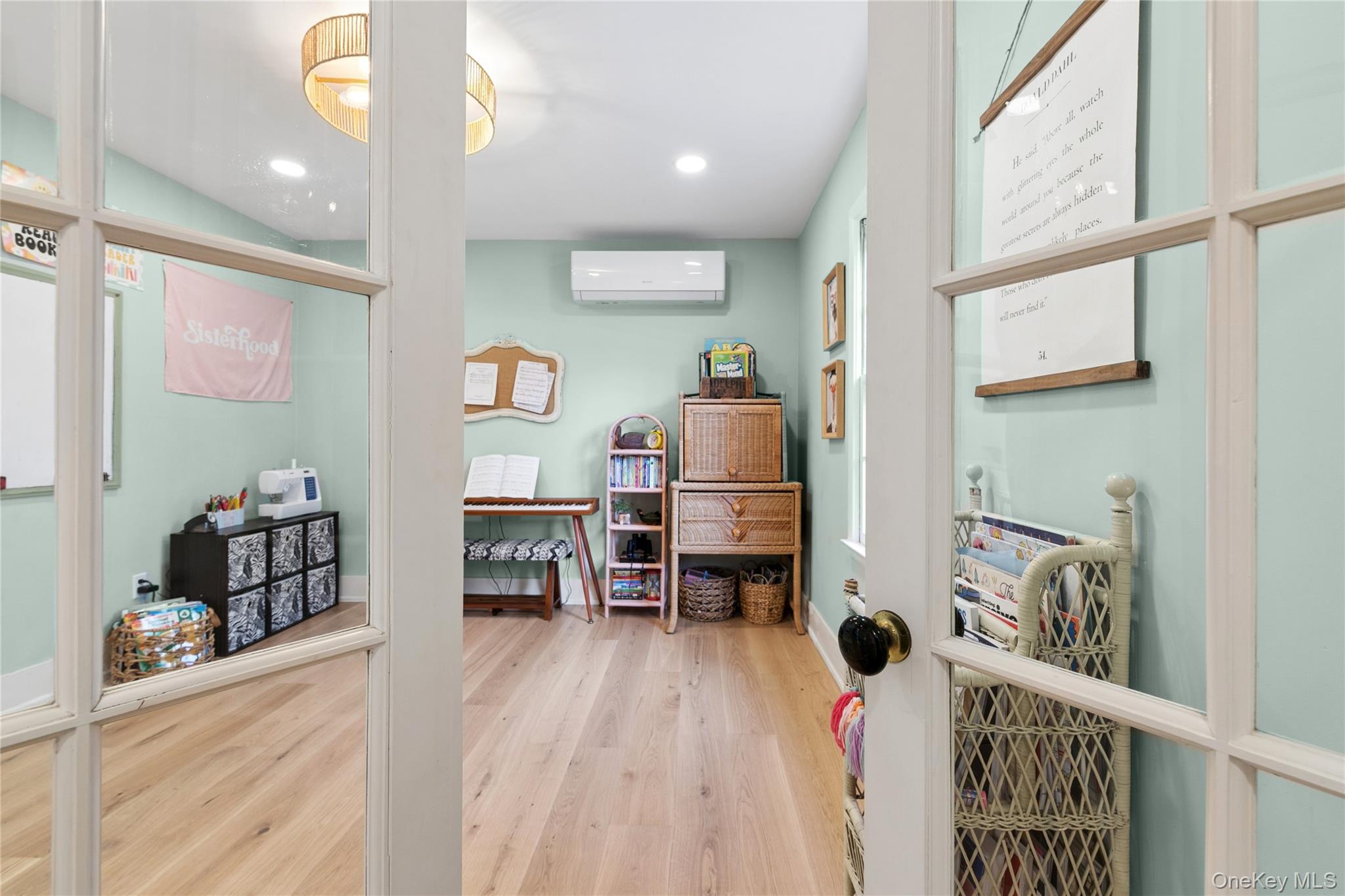 2 Ludlow Lane Property Photo 28