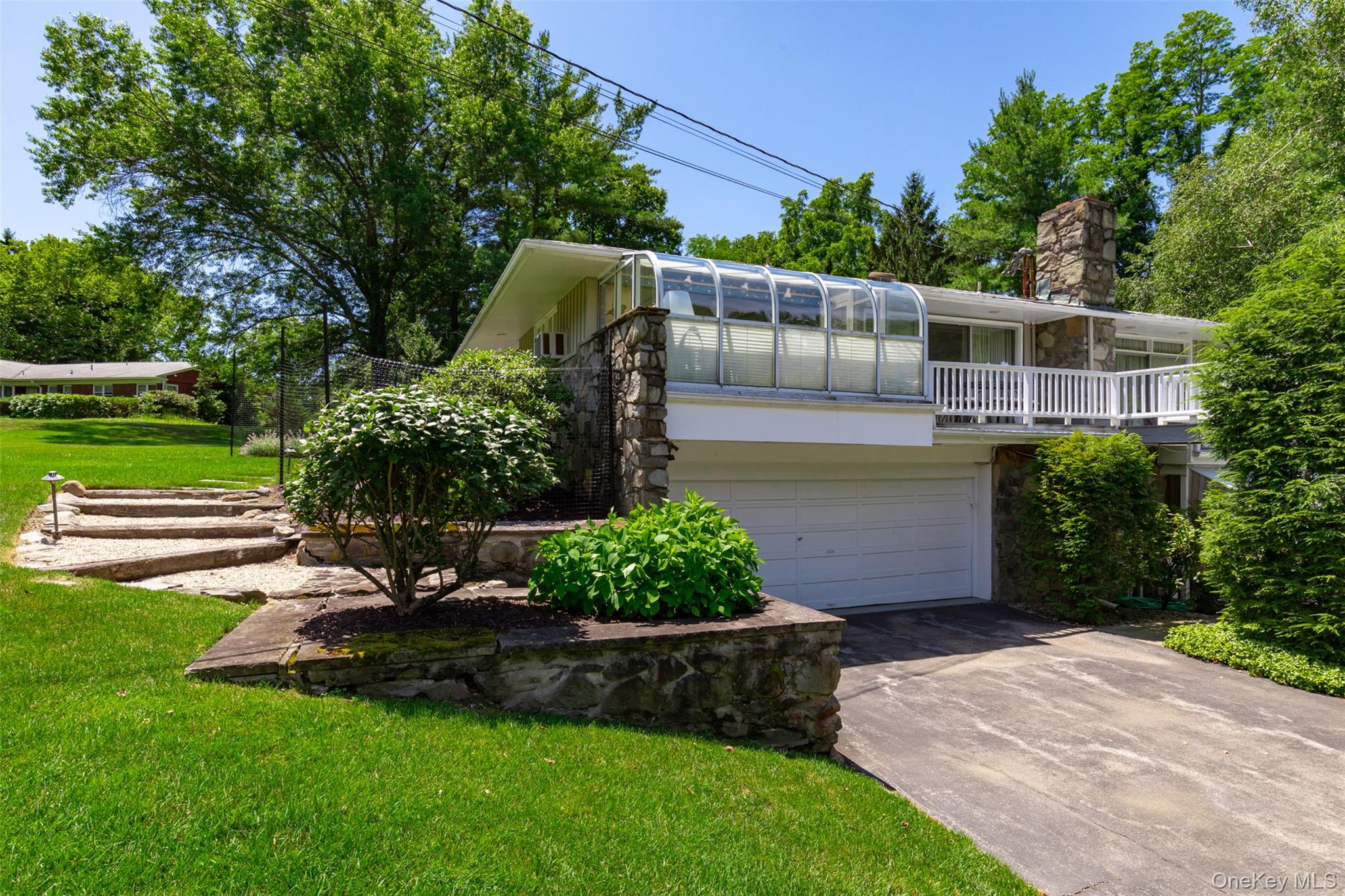 42 Yates Boulevard Property Photo 3