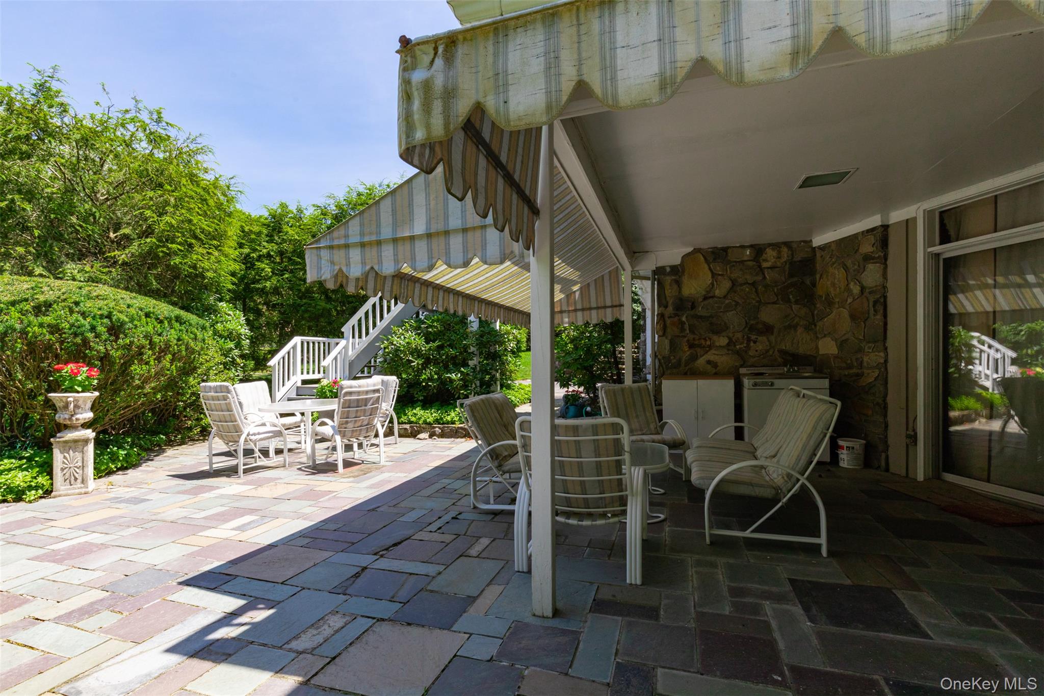 42 Yates Boulevard Property Photo 43