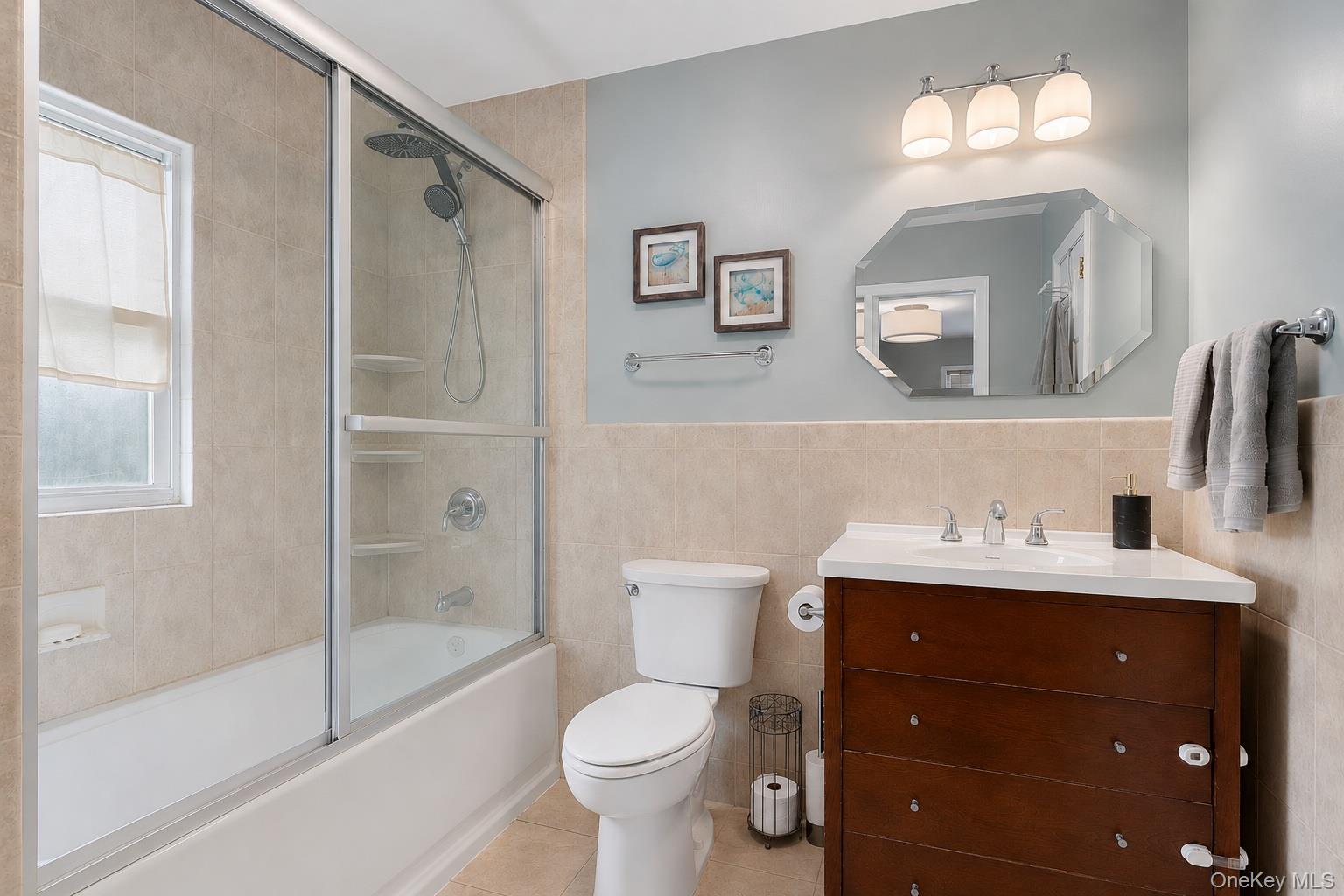 417 King Street Property Photo 14