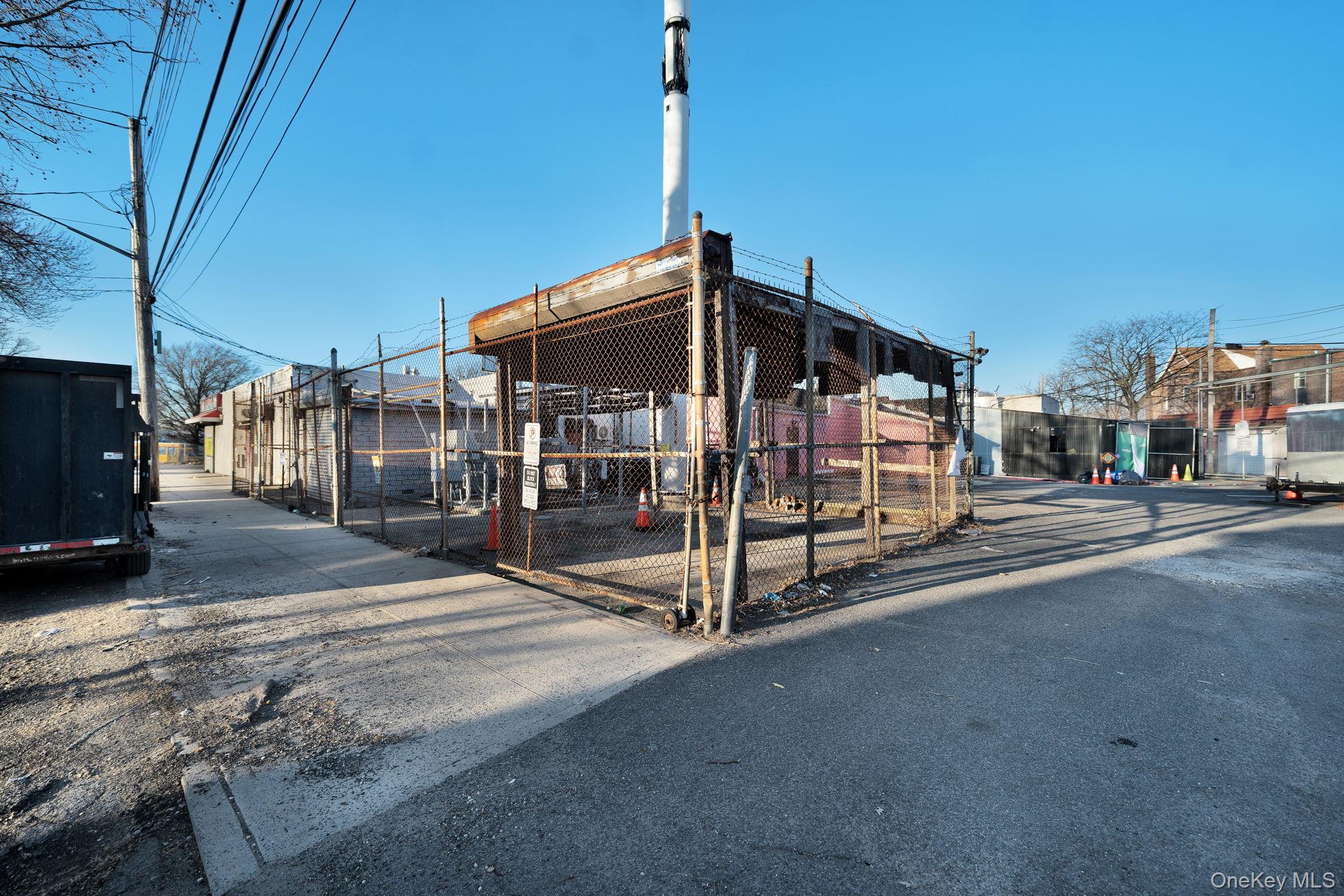 230-02 S Conduit Avenue Property Photo 5