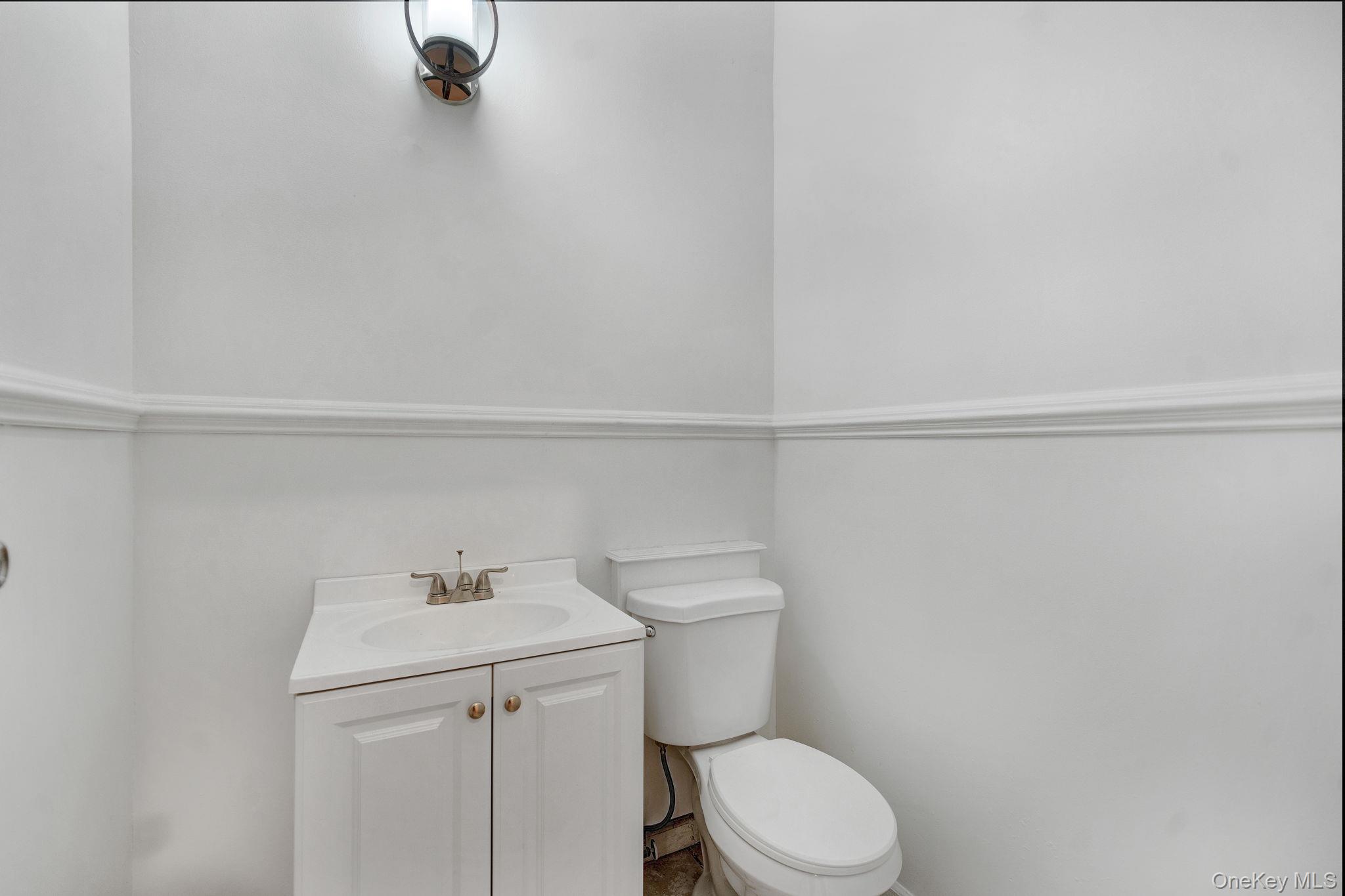 230-02 S Conduit Avenue Property Photo 16