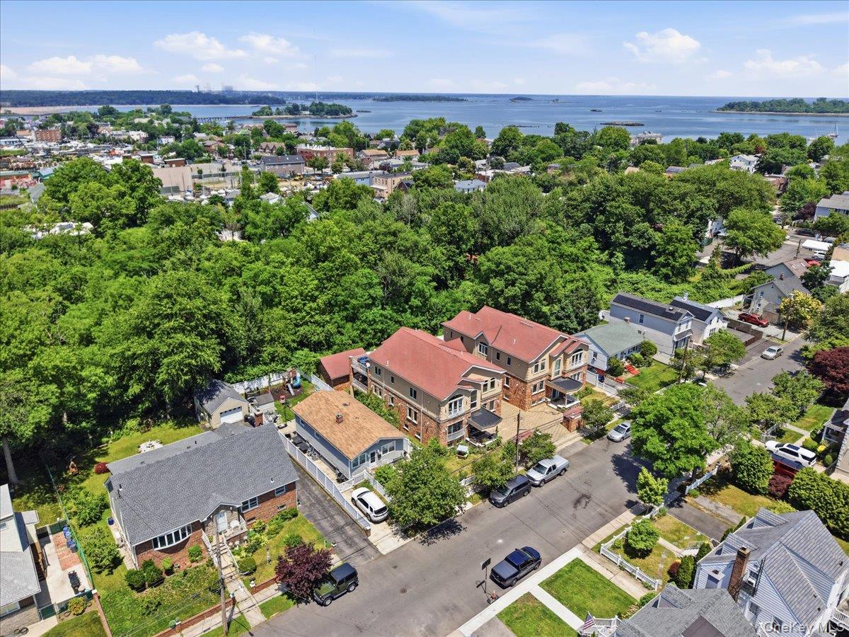 79 Tier Street Property Photo 3