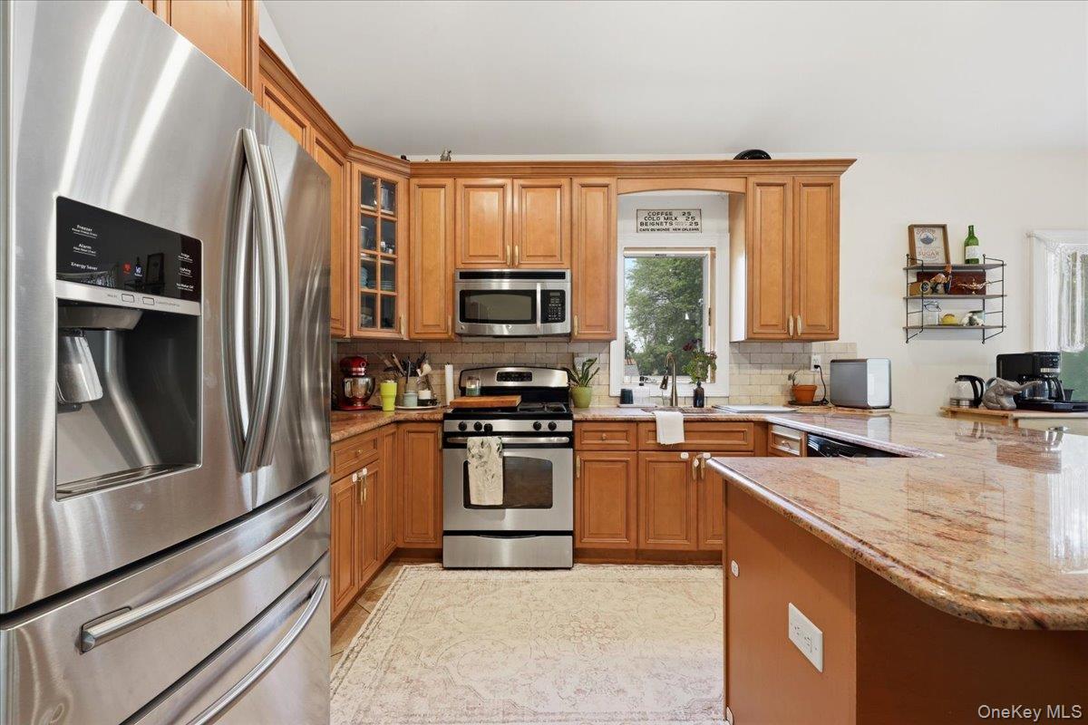 79 Tier Street Property Photo 9