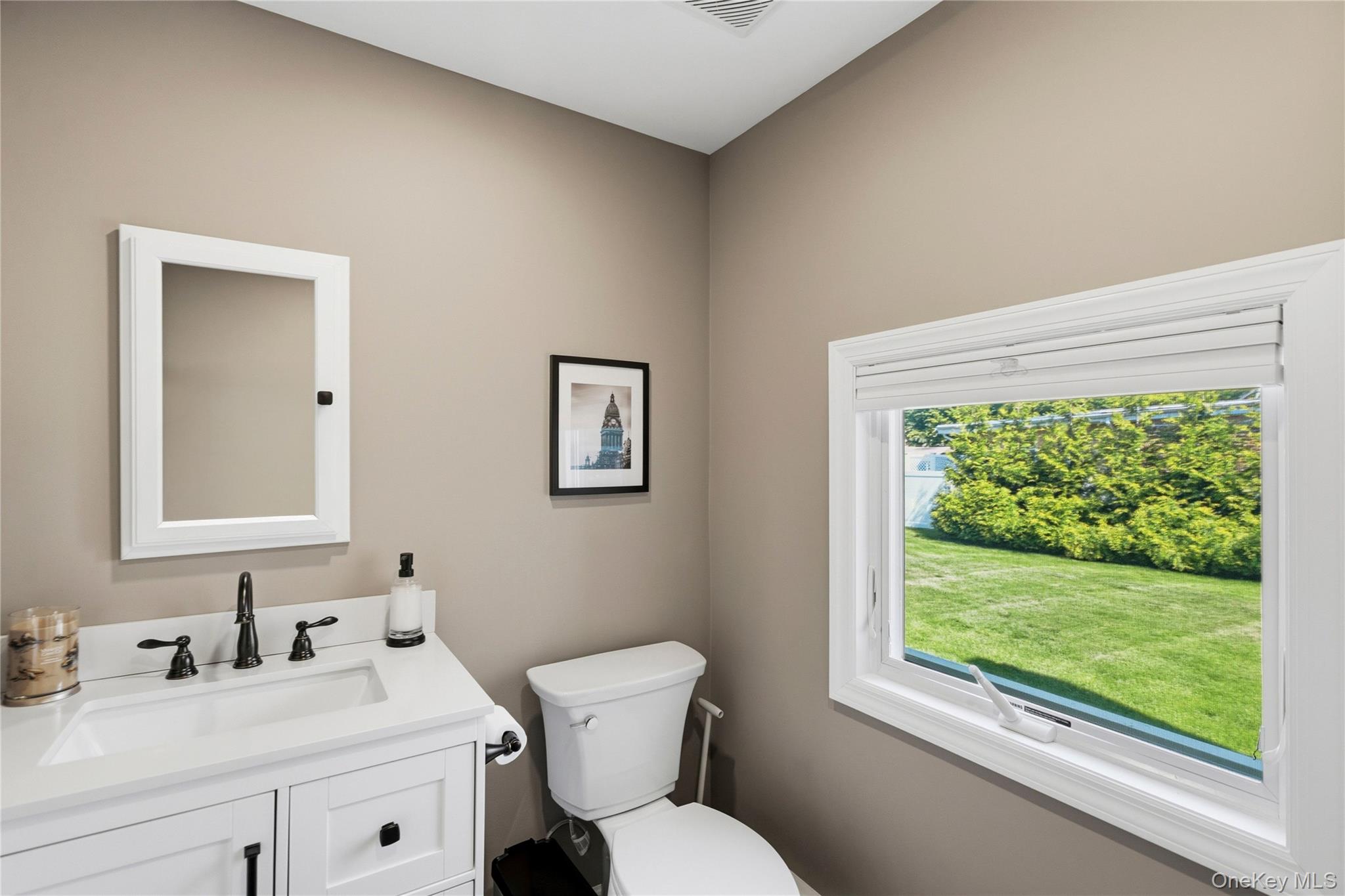 16 West Street Property Photo 9