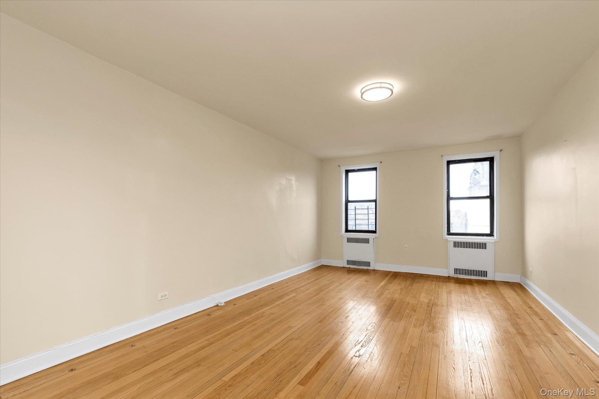 92-11 35th Avenue 5e Property Photo 1