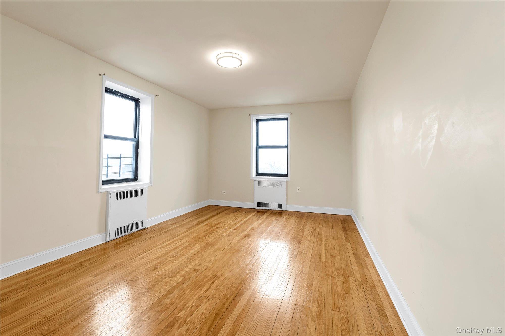 92-11 35th Avenue 5e Property Photo 2