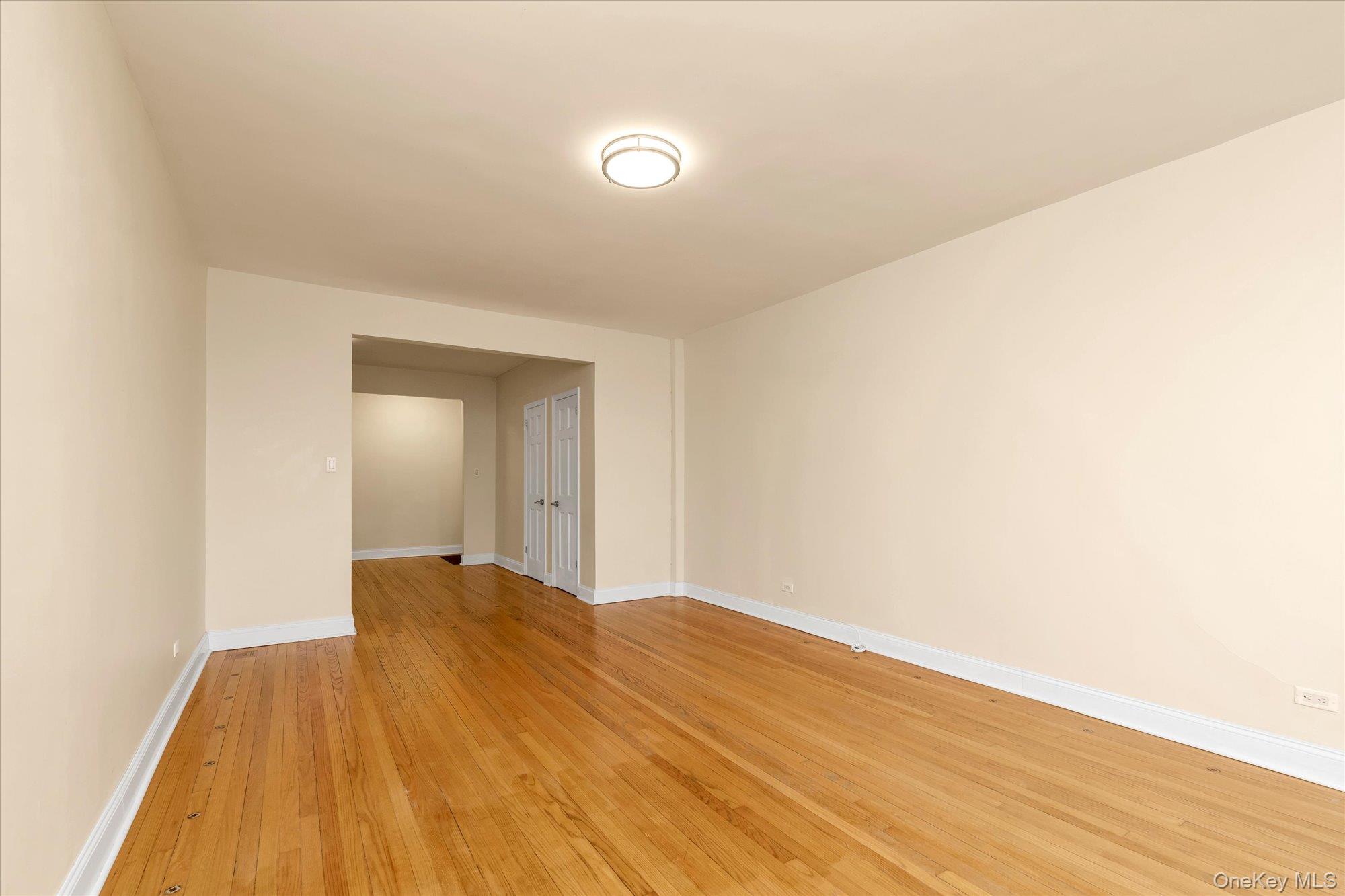 92-11 35th Avenue 5e Property Photo 6