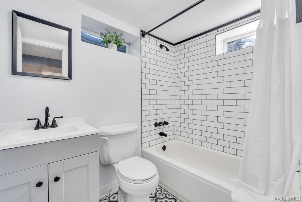 33 Peachtree Lane Property Photo 17