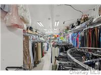 349 S Broadway Property Photo 4