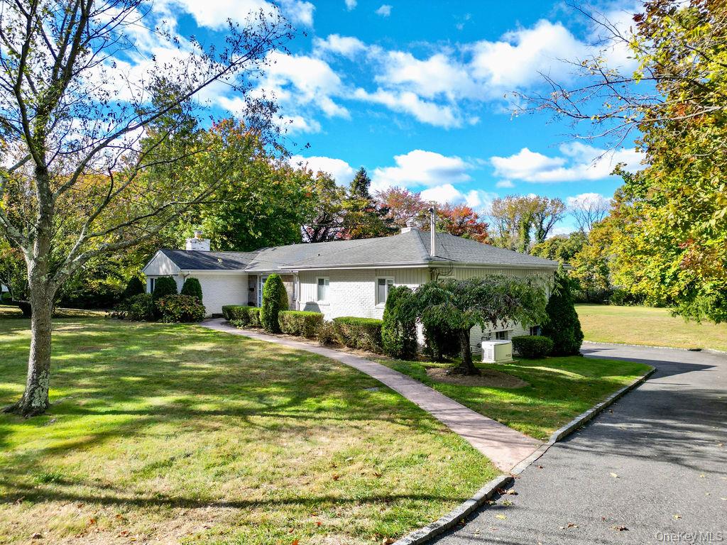 24 Hemlock Drive Property Photo 2