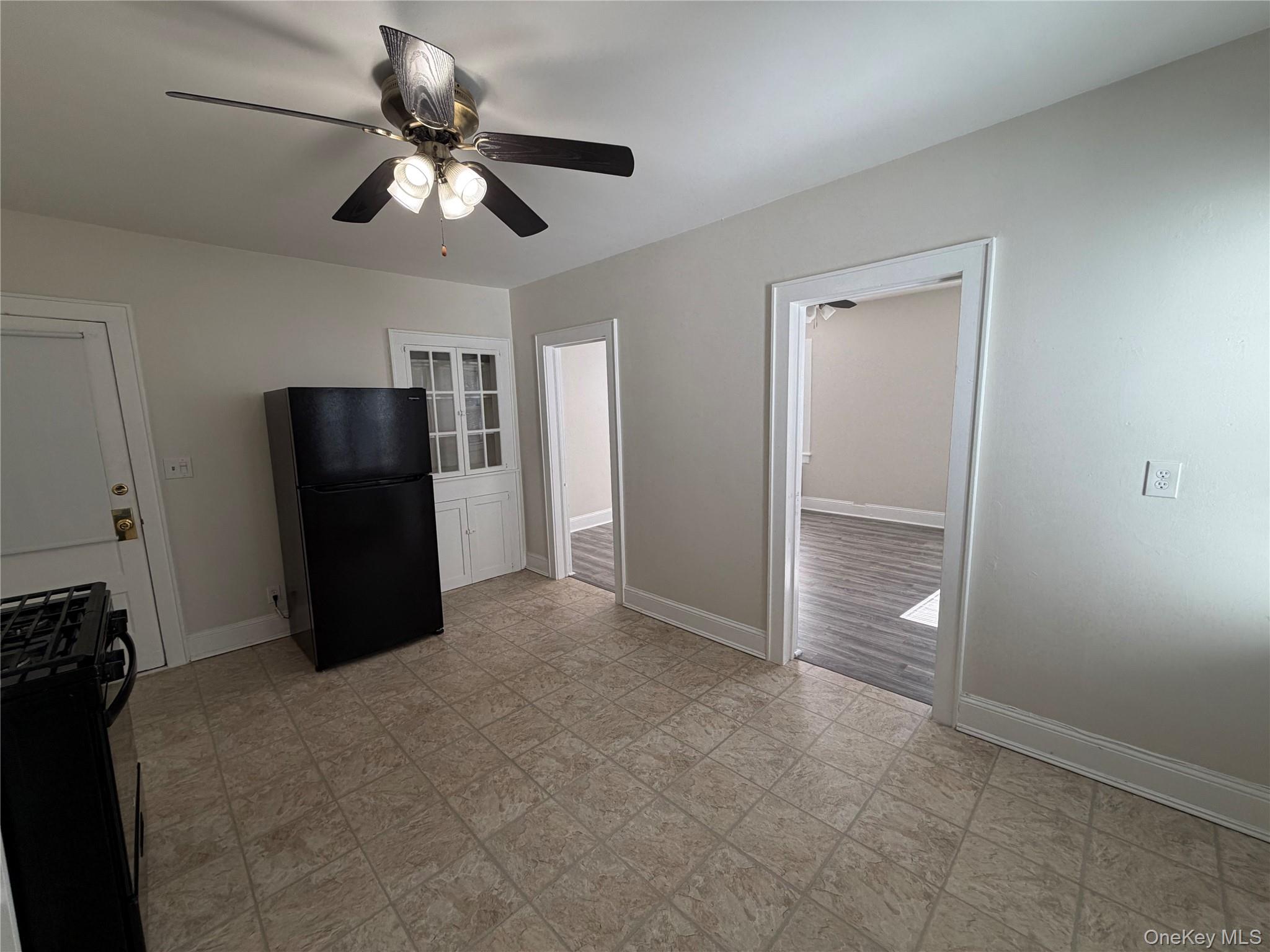 14 Franklindale Avenue B Property Photo 5