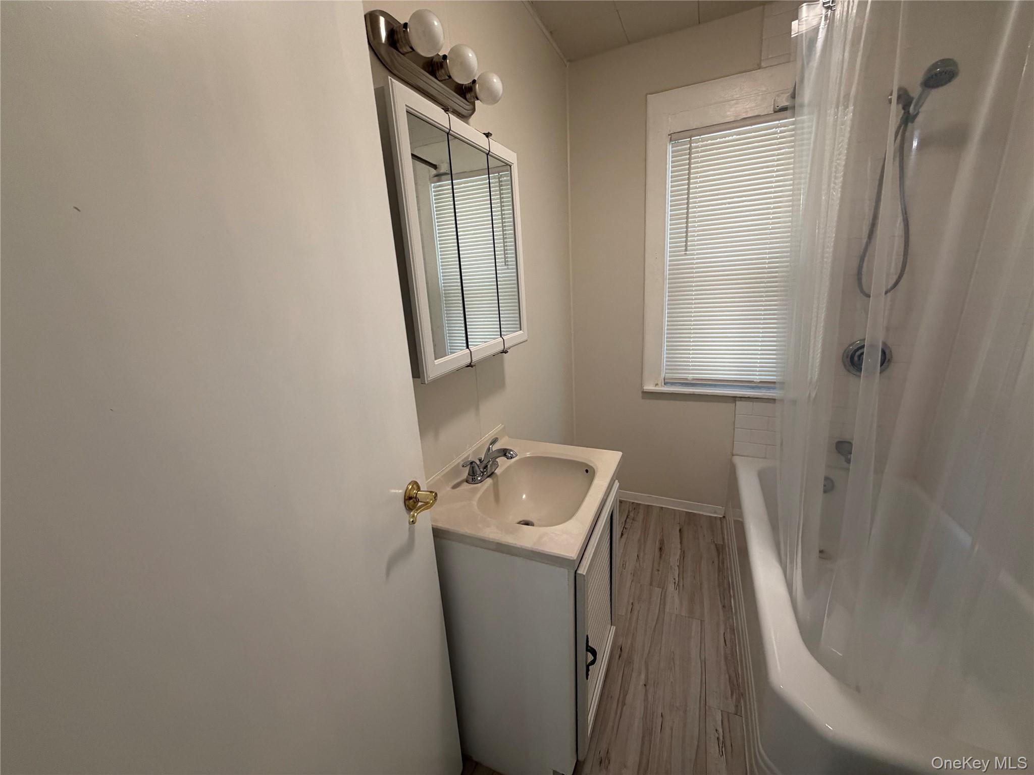 14 Franklindale Avenue B Property Photo 14