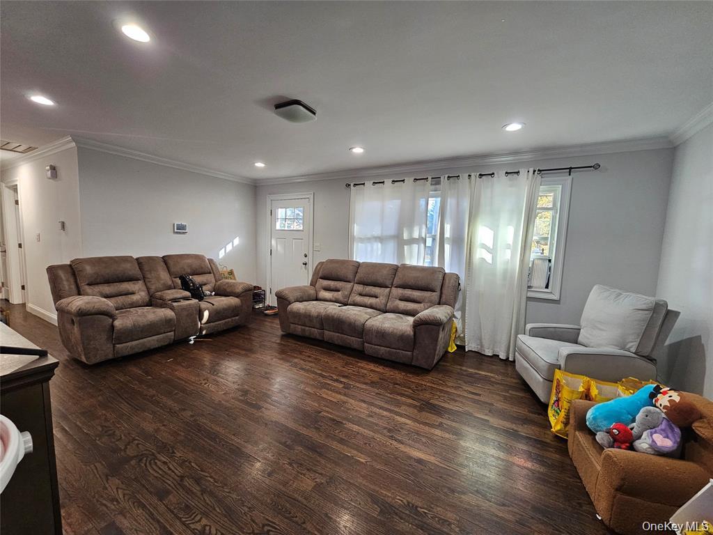 228 Hudson Avenue Property Photo 2