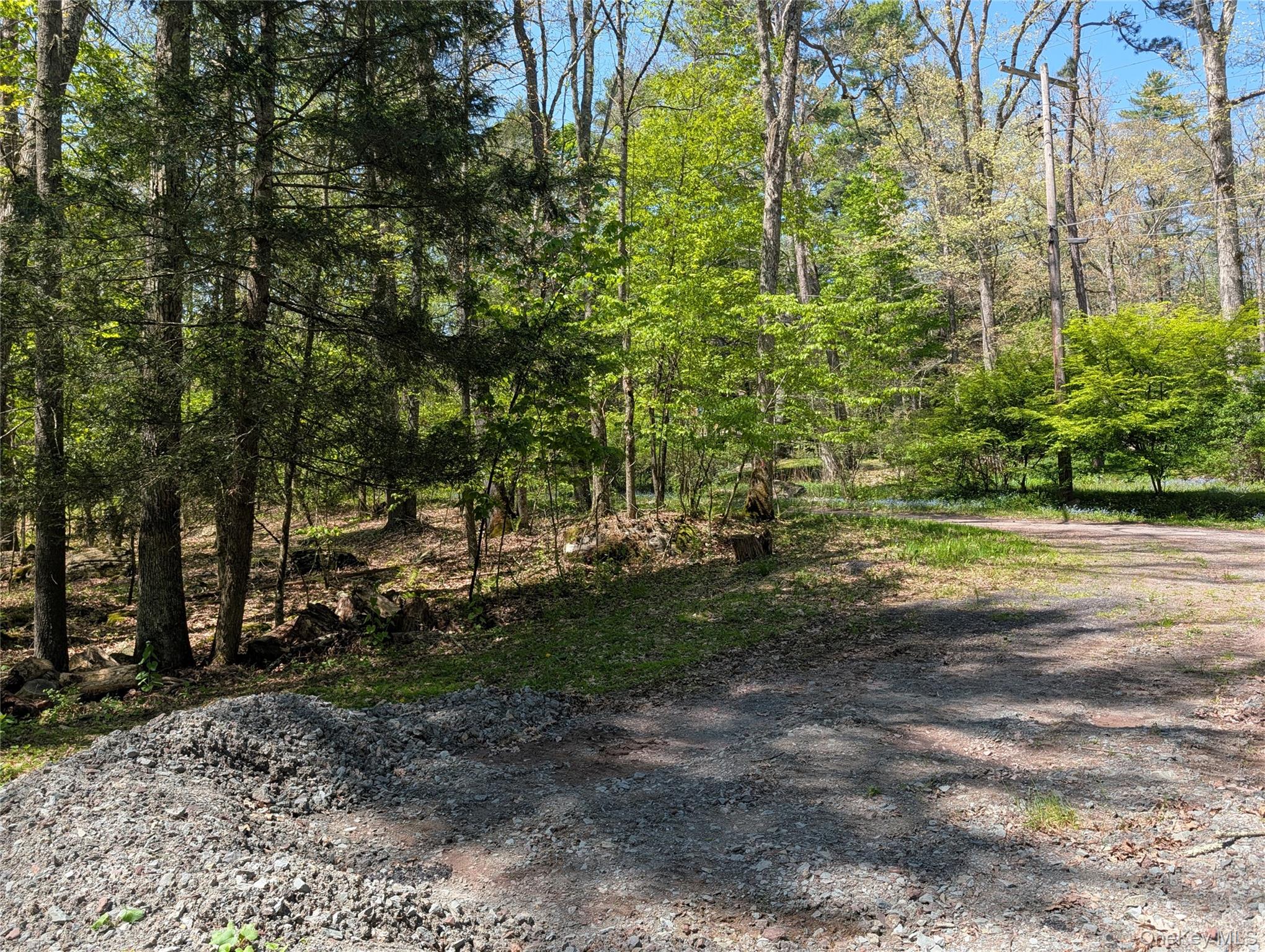 582 Lake Shore Lane Property Photo 25
