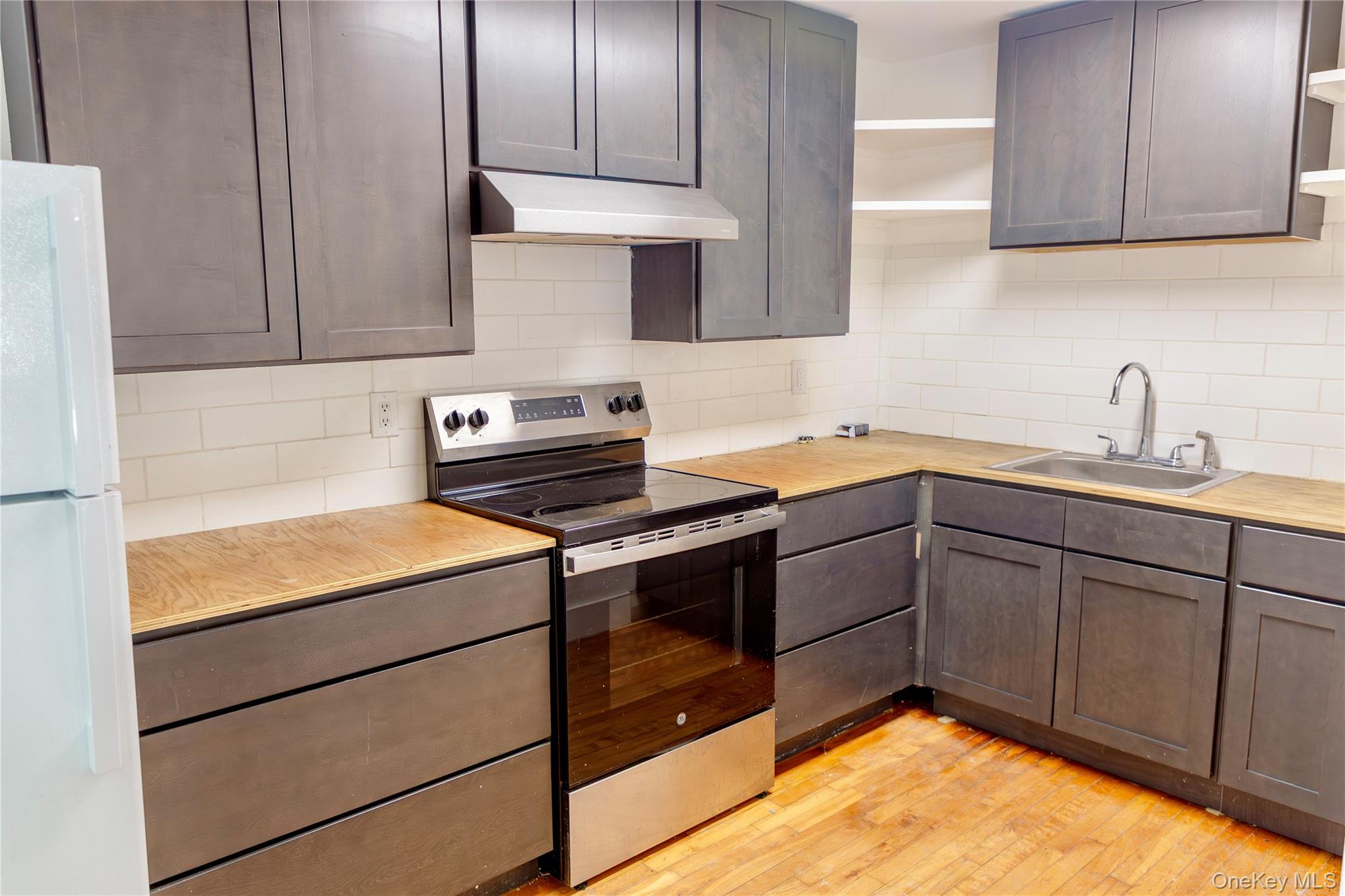 7 Canal Street Property Photo 25