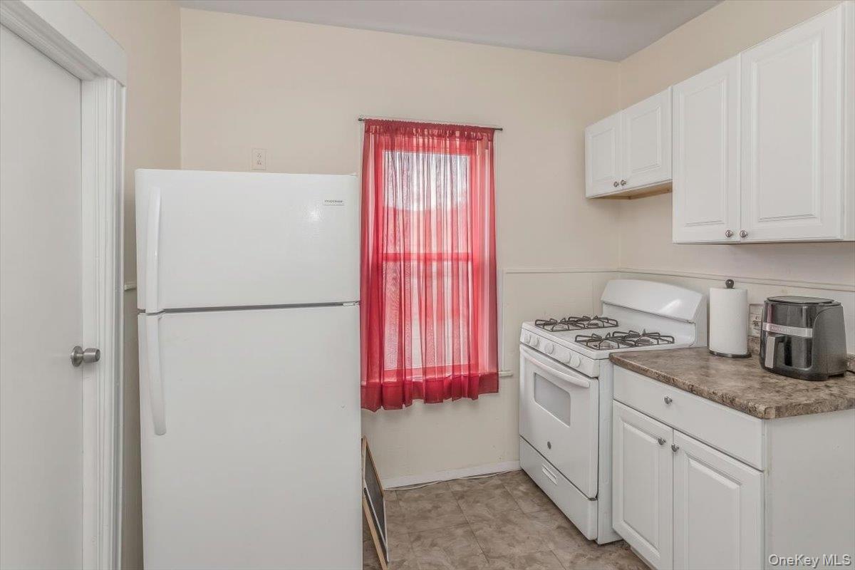 38 Wood Street Property Photo 7