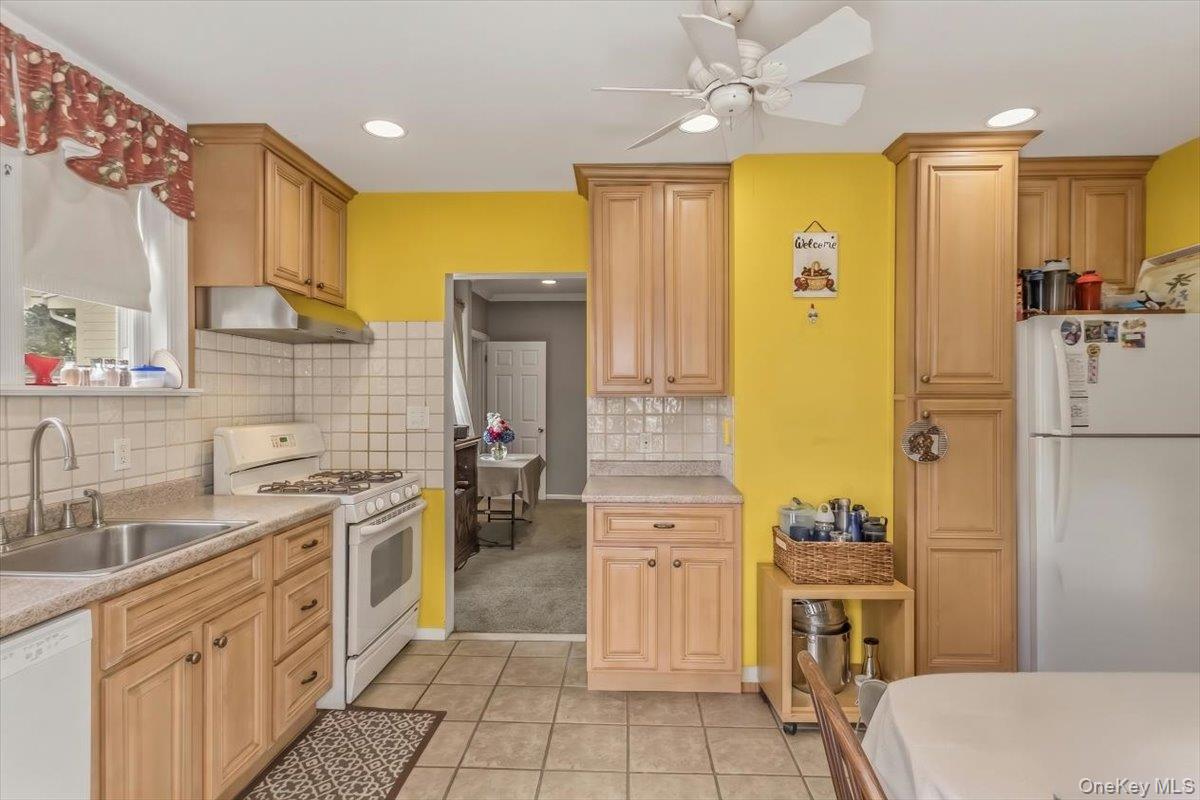 38 Wood Street Property Photo 15