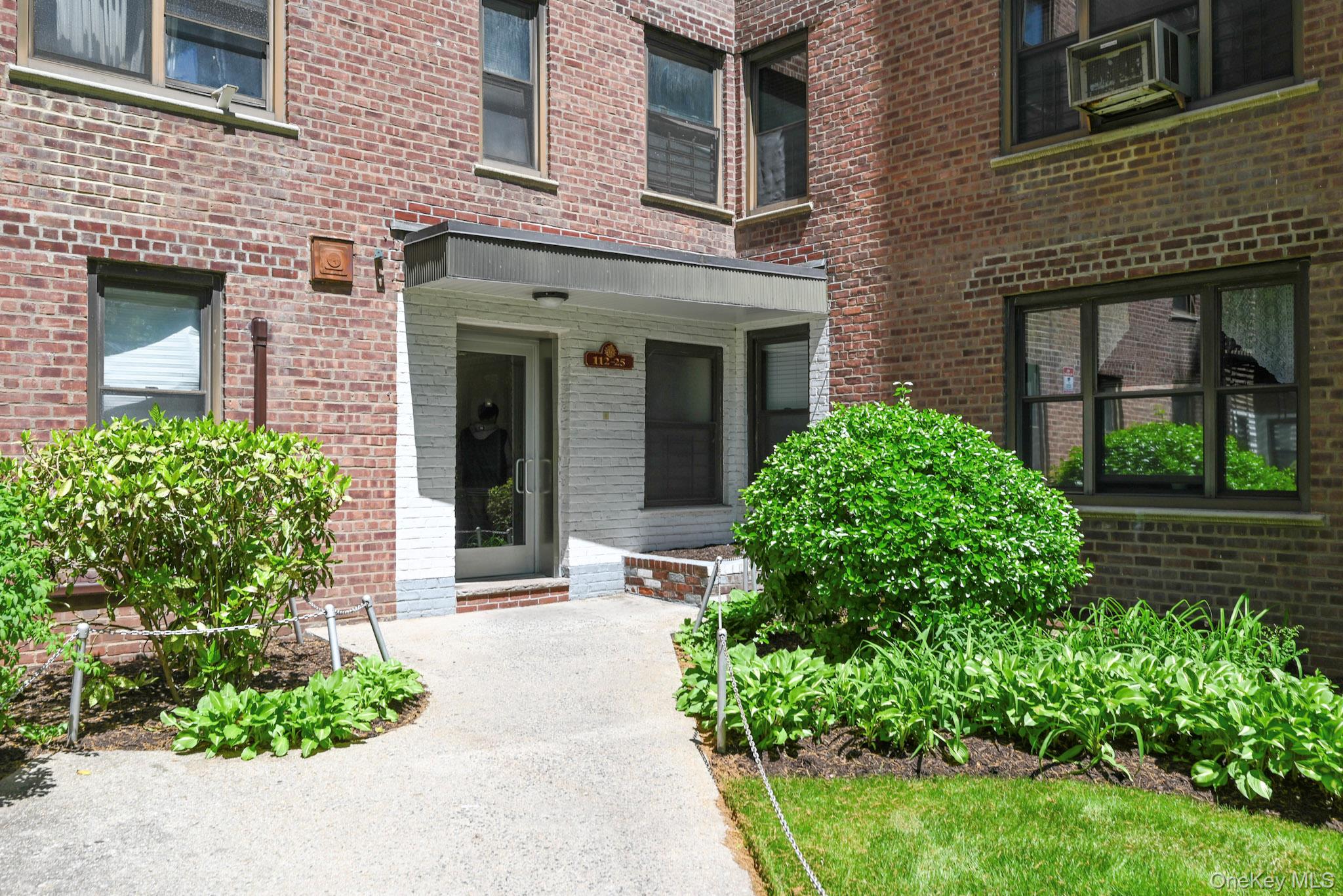 112-25 34th Avenue 3a Property Photo 3