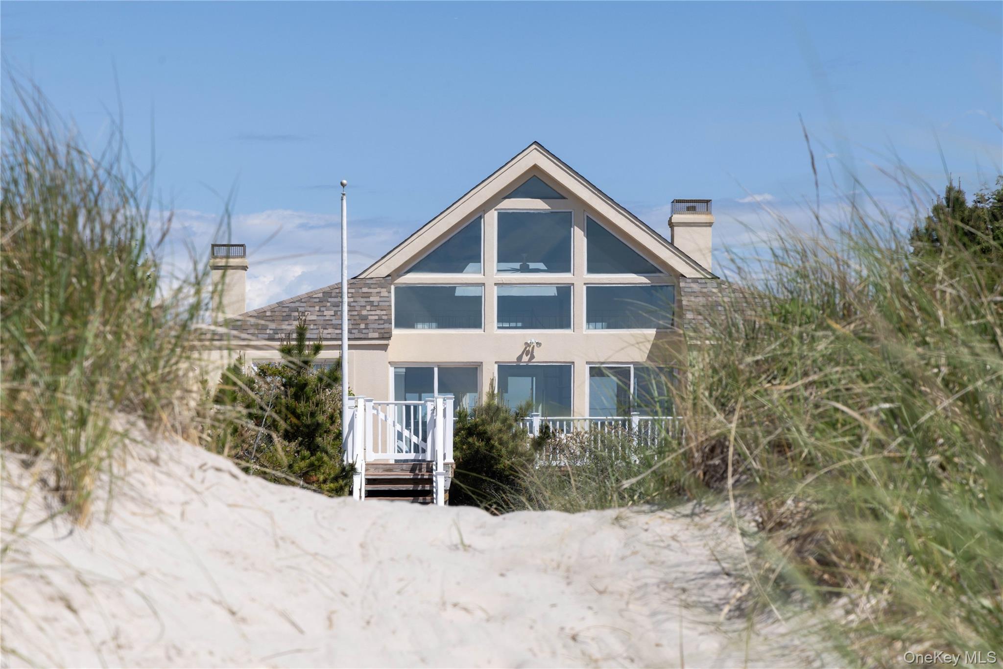 373 Dune Road Property Photo 20