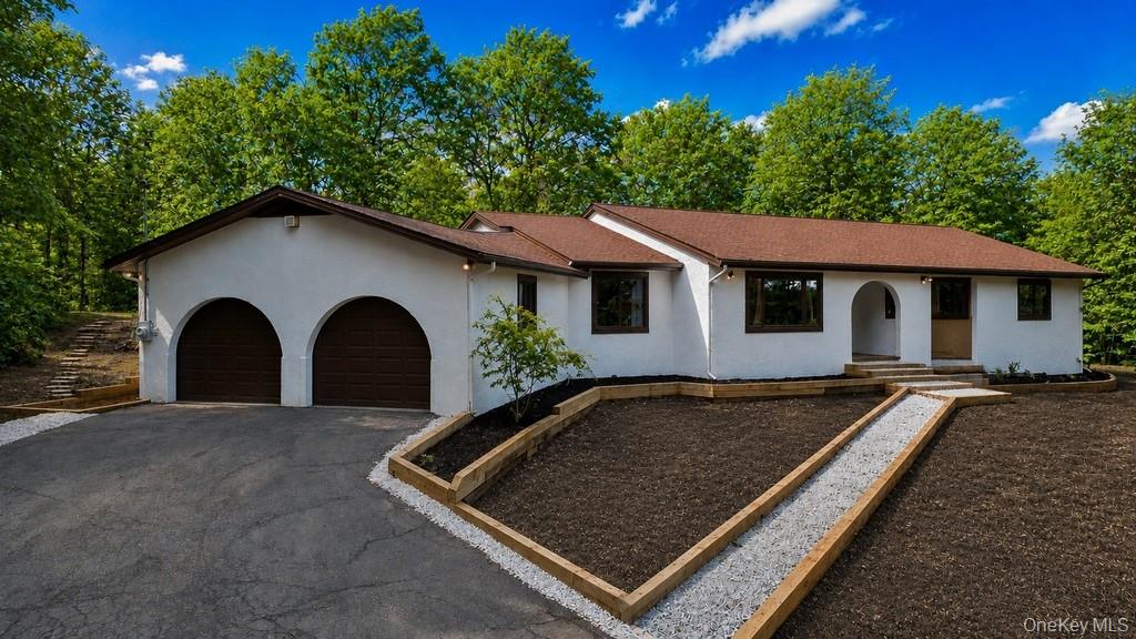 18 Hillside View Road Property Photo 1