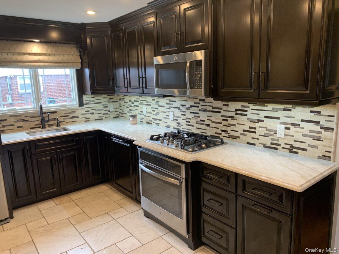 149-38 81st Street Property Photo 3