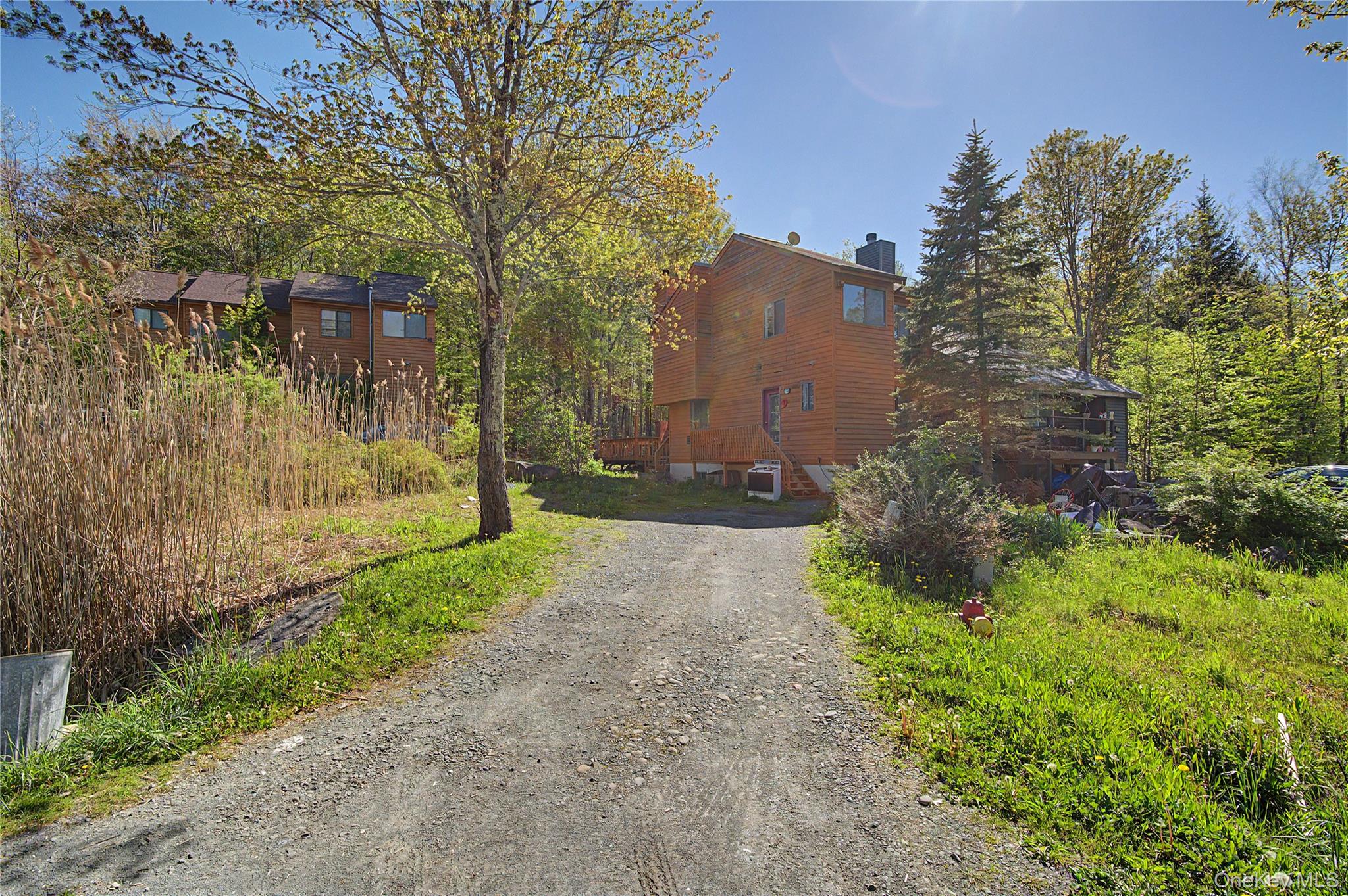 9 Edelweiss Drive Property Photo 1